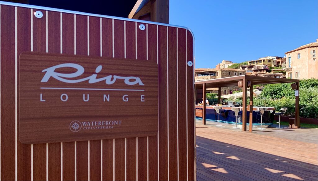 RIVA LOUNGE